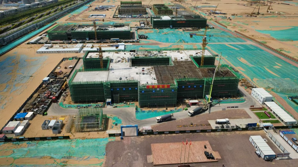 陜煤建設天工公司:榆林化學二期小廠前區項目提前封頂