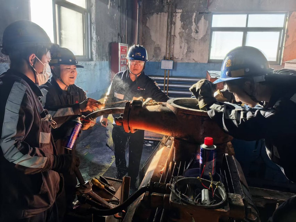 陜煤建設(shè)洗選煤運營公司:“破擊利刃” 把脈冬季運輸安全