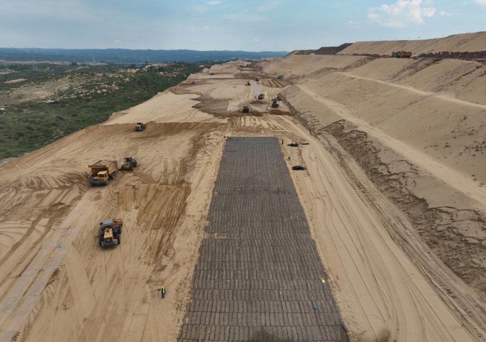 陜煤建設西北分公司：科技賦能提質效，匠心筑造穩邊坡