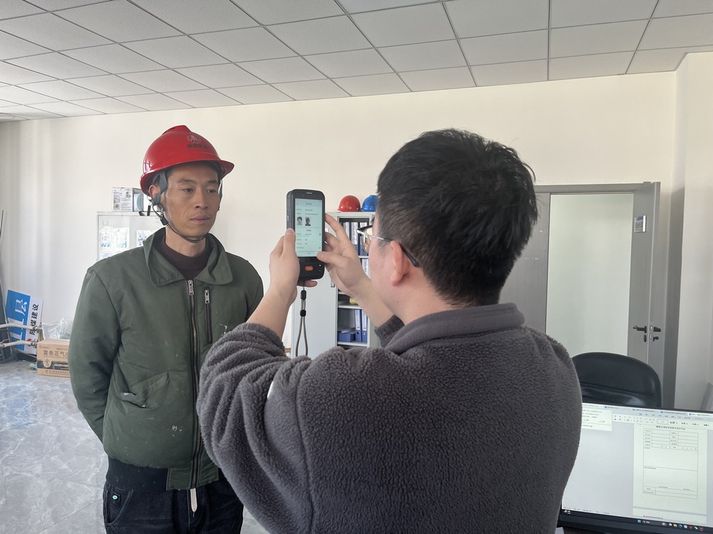 陜煤建設銅煤公司基層項目部:“冬日護薪”專項活動保障農民工“安薪無憂”